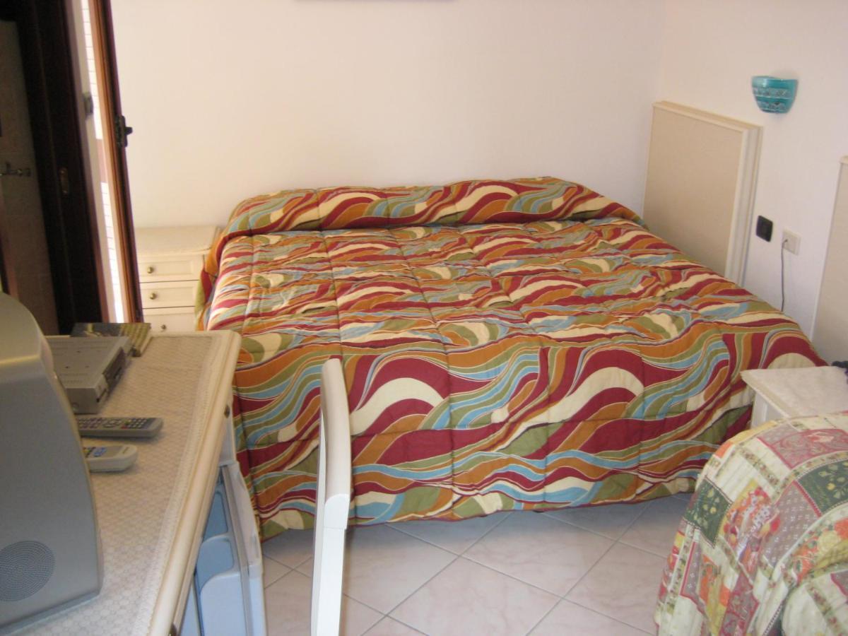 Scano Comfort Inn Santa Teresa Gallura Ngoại thất bức ảnh