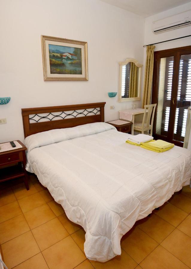 Scano Comfort Inn Santa Teresa Gallura Ngoại thất bức ảnh