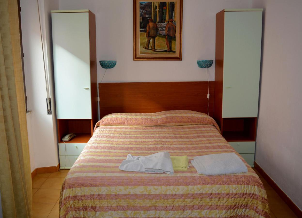 Scano Comfort Inn Santa Teresa Gallura Ngoại thất bức ảnh