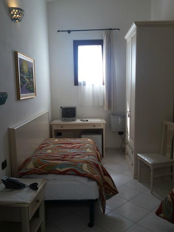 Scano Comfort Inn Santa Teresa Gallura Ngoại thất bức ảnh