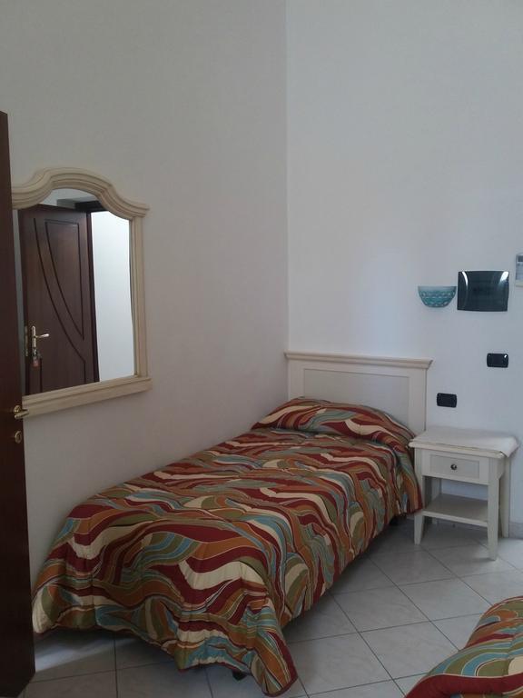 Scano Comfort Inn Santa Teresa Gallura Ngoại thất bức ảnh