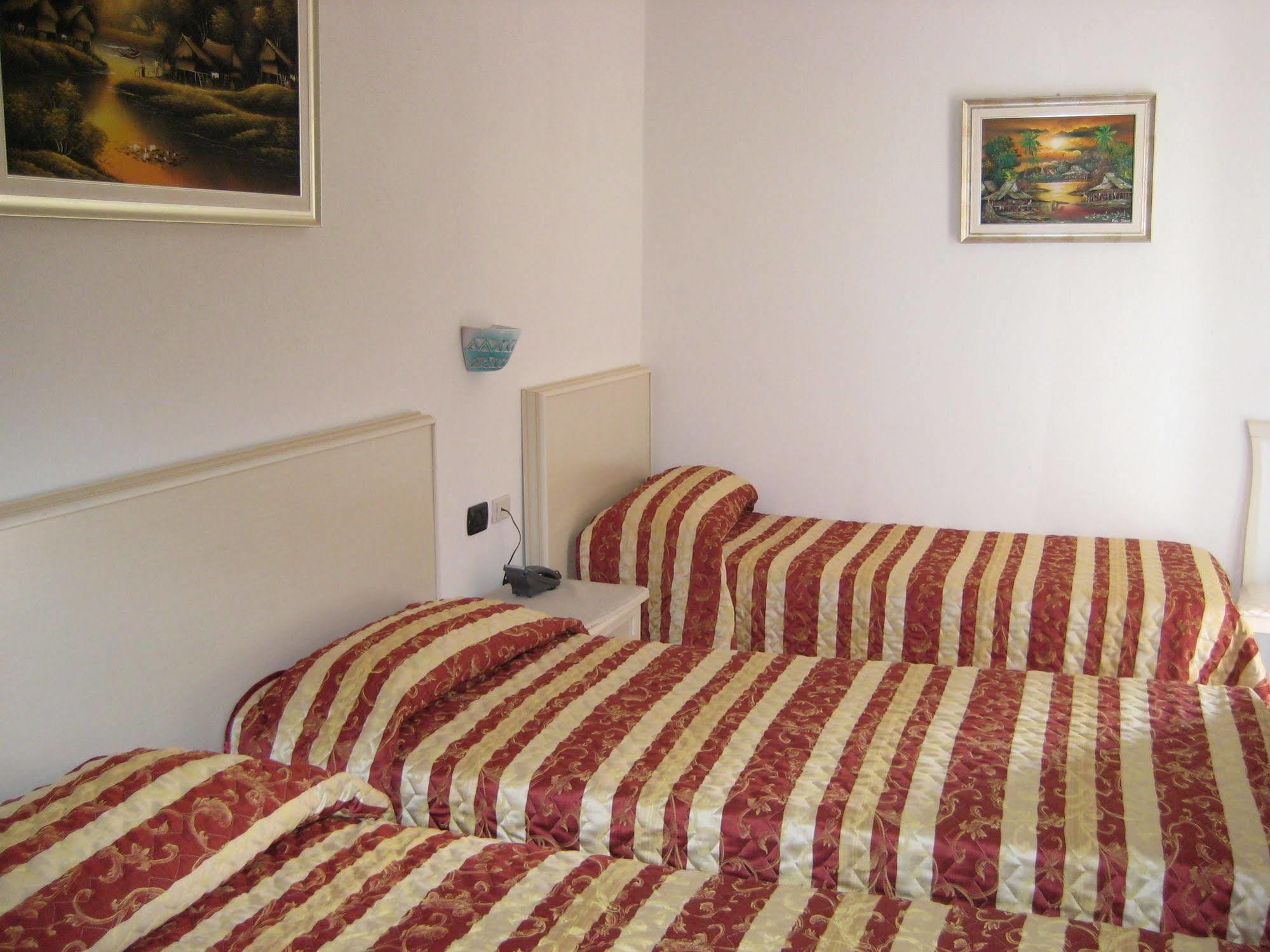 Scano Comfort Inn Santa Teresa Gallura Ngoại thất bức ảnh
