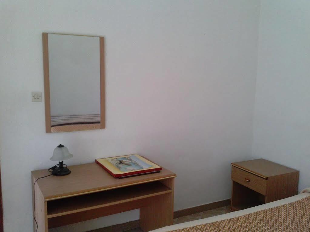 Scano Comfort Inn Santa Teresa Gallura Ngoại thất bức ảnh