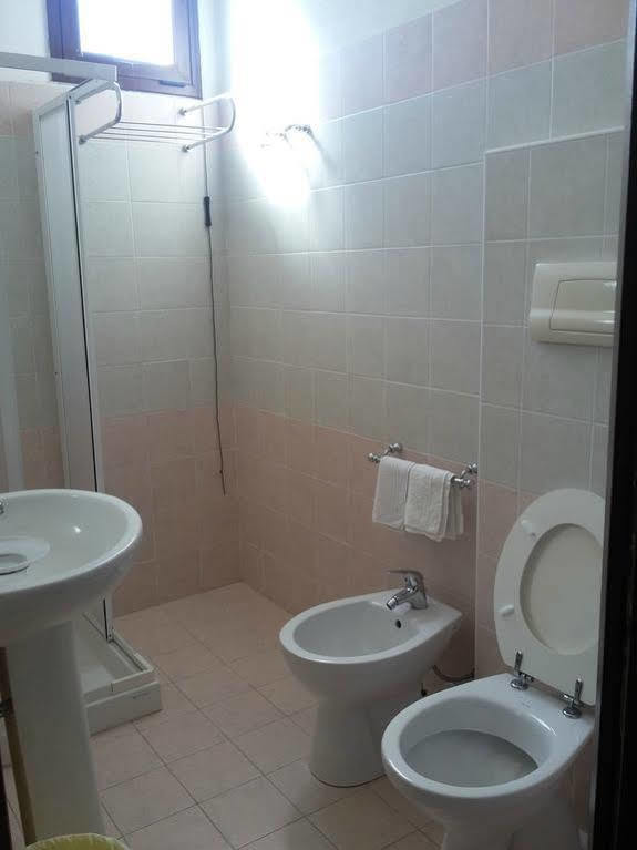 Scano Comfort Inn Santa Teresa Gallura Ngoại thất bức ảnh